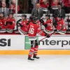 Blackhawks pushing toward blockbuster move for massive star