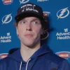 Andrei Vasilevskiy pointe du doigt des vedettes du Lightning lors du bilan apr�s la d�faite contre le CH