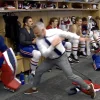 Ce que Martin St-Louis dit et fait comme geste dans le vestiaire avant le match retient lattention