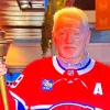 Canadiens legend Larry Robinsons unexpected torch gesture at Bell Centre draws attention