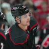 Alerte suspension dun d&eacute;fenseur de lorganisation des Hurricanes en pleine s&eacute;rie contre le Canadien