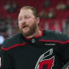 Revirement de situation confirm&eacute; par les Hurricanes pour Nicolas Deslauriers et Jesperi Kotkaniemi face au CH