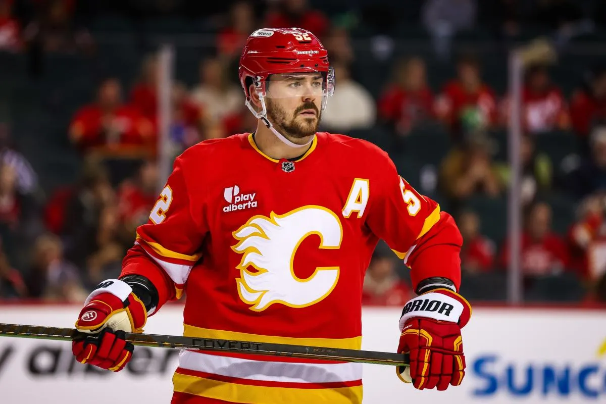 Mackenzie Weegar stats hockey