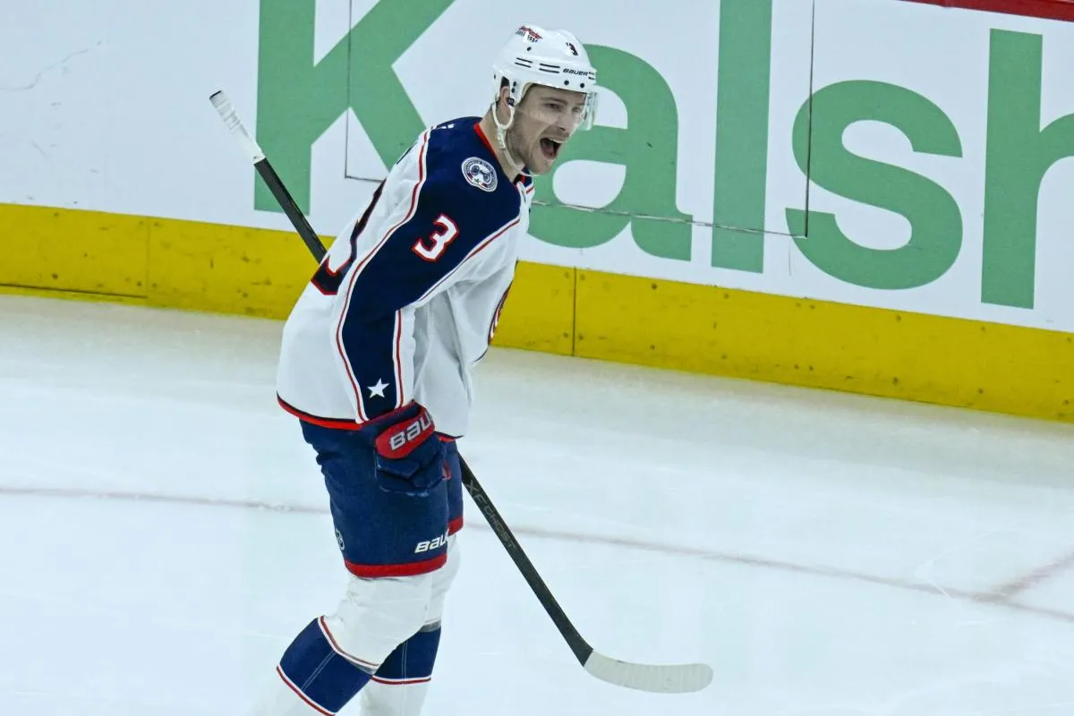 Charlie Coyle stats hockey