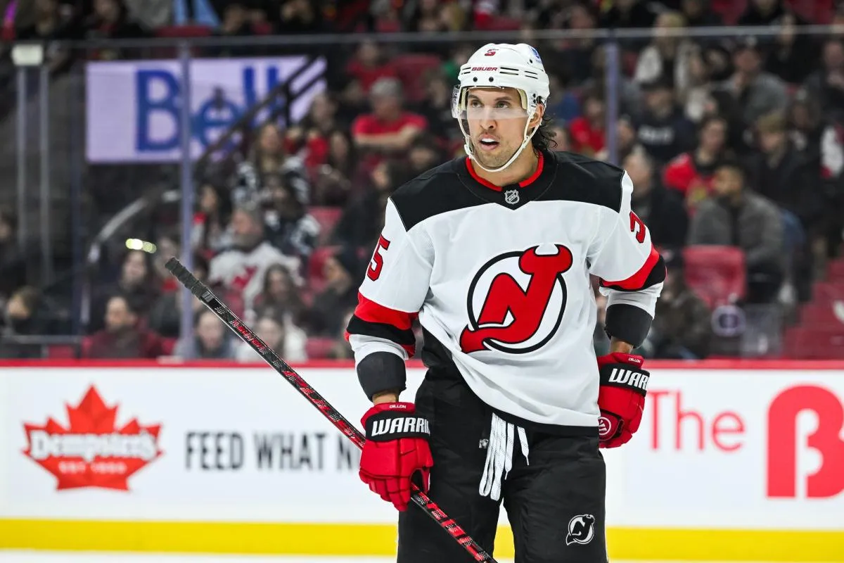 Brenden Dillon stats hockey