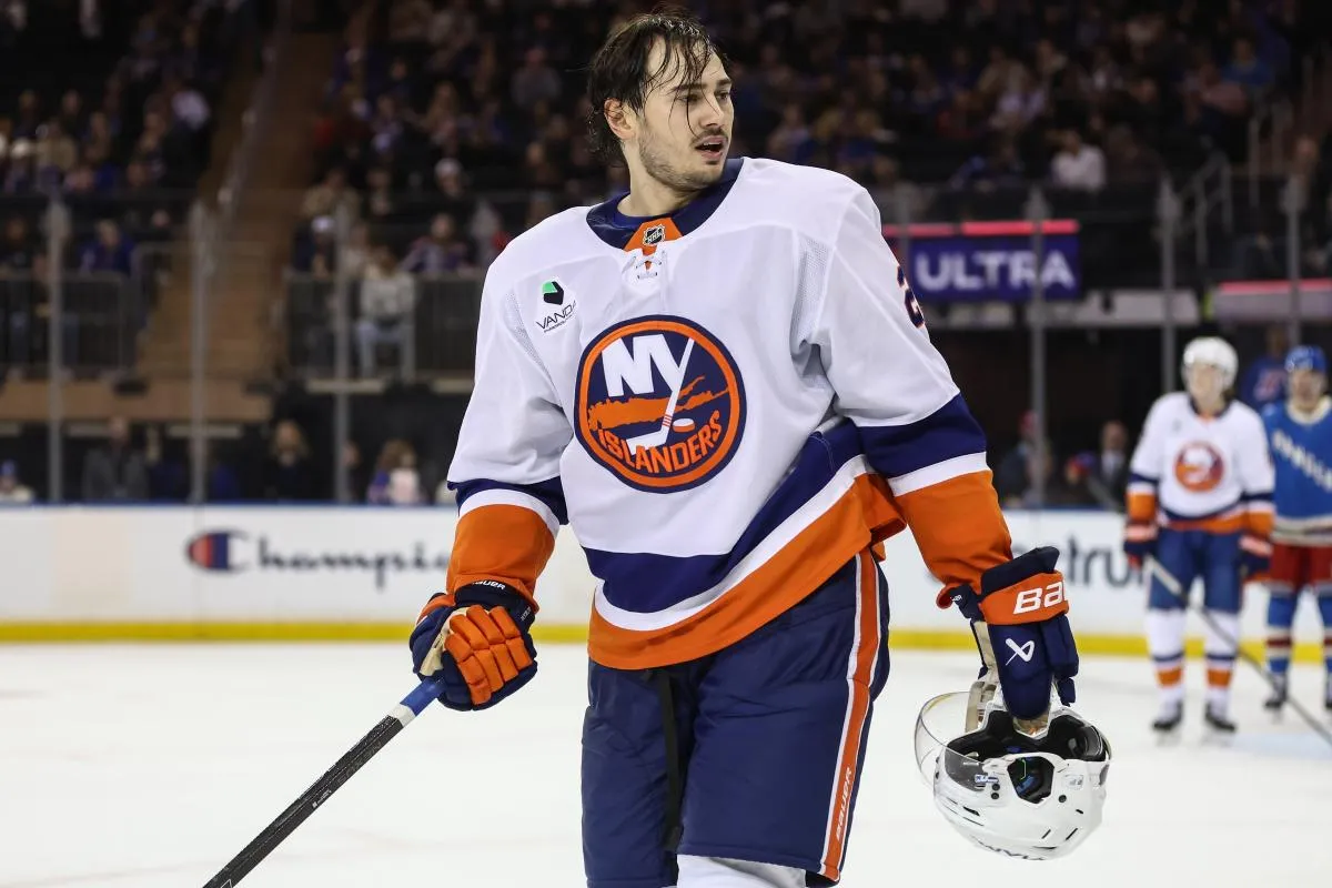 Alexander Romanov stats hockey