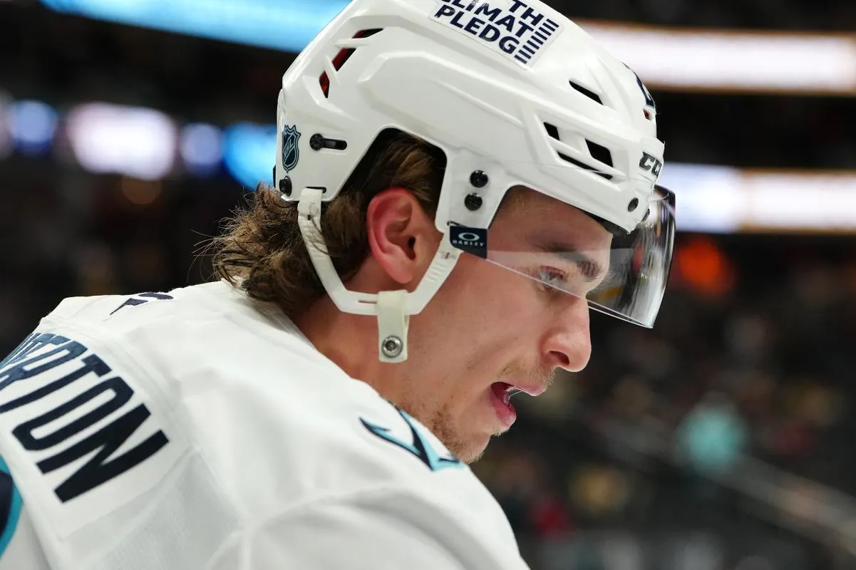 Ryan Winterton stats hockey