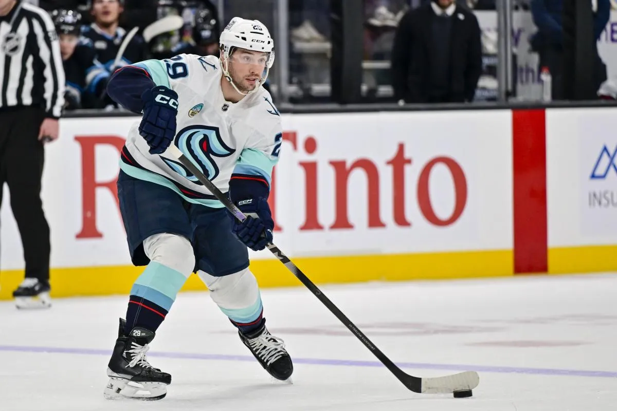 Vince Dunn stats hockey