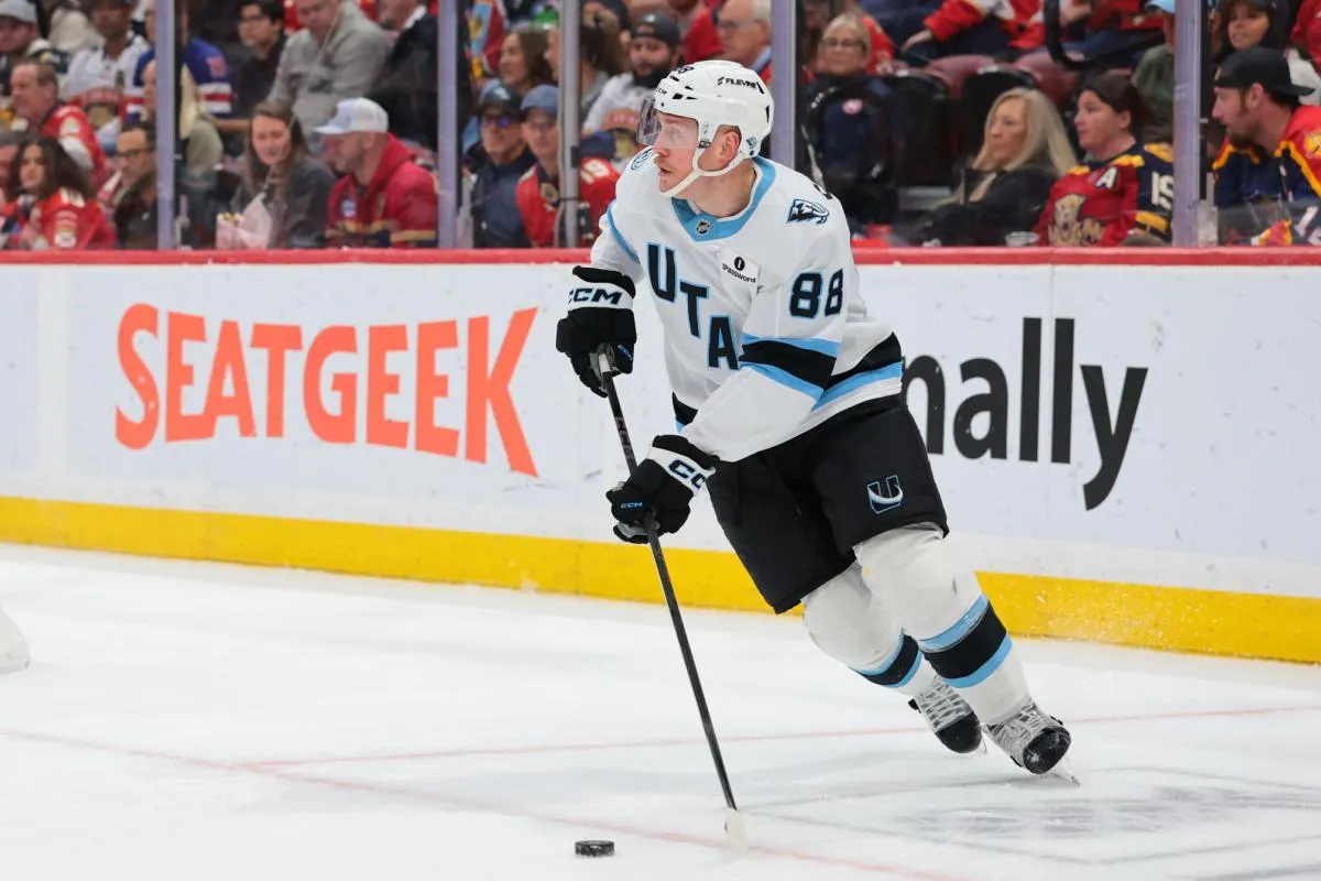 Nate Schmidt stats hockey