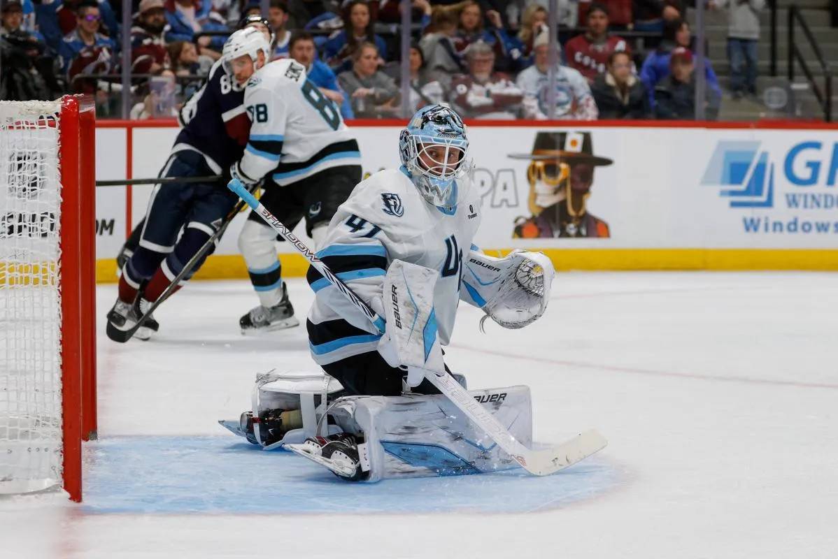 Vitek Vanecek stats hockey