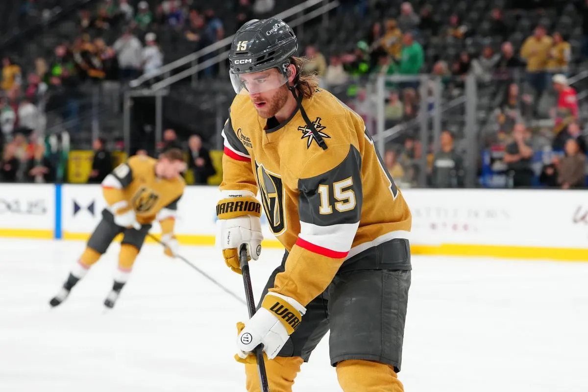 Noah Hanifin stats hockey