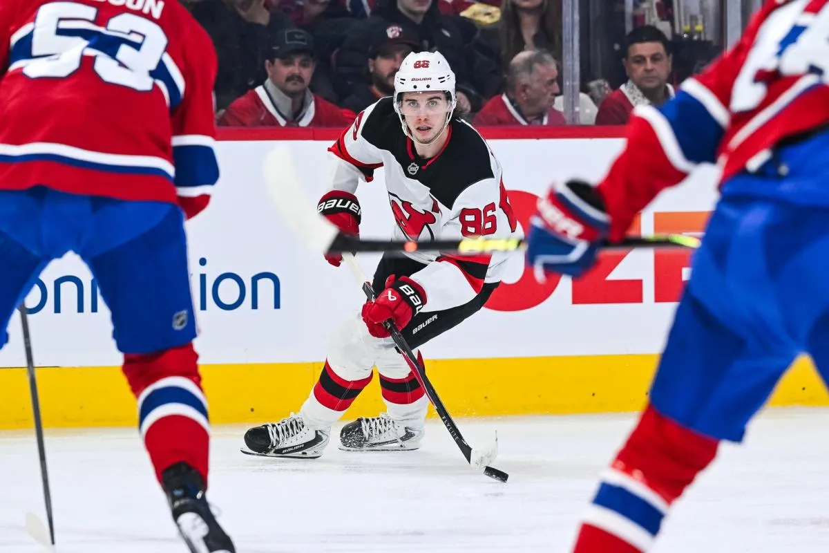 Jack Hughes stats hockey