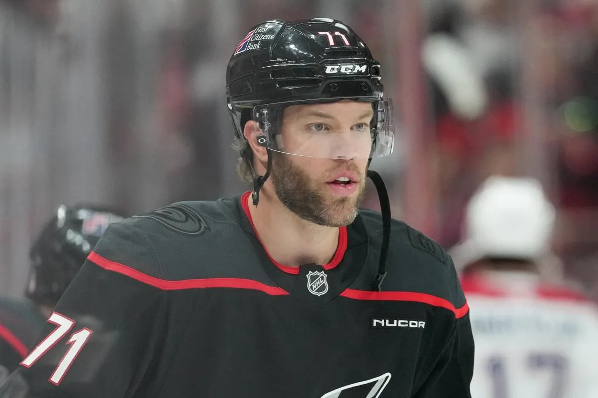 Taylor Hall stats hockey