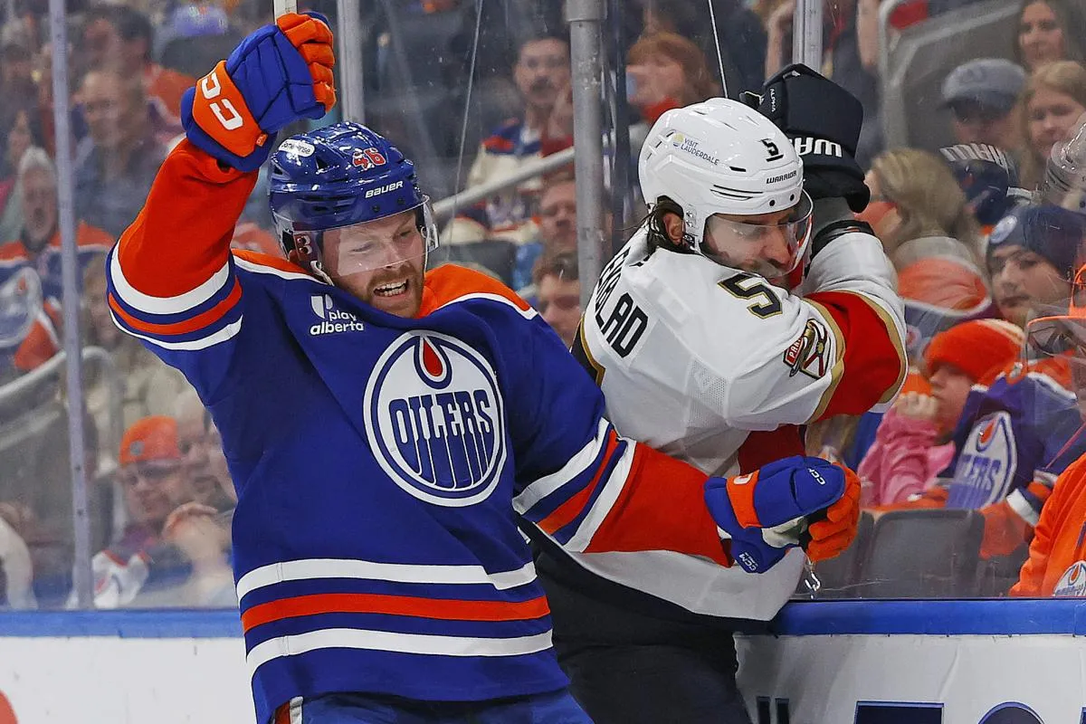 Max Jones stats hockey Max Jones stats hockey