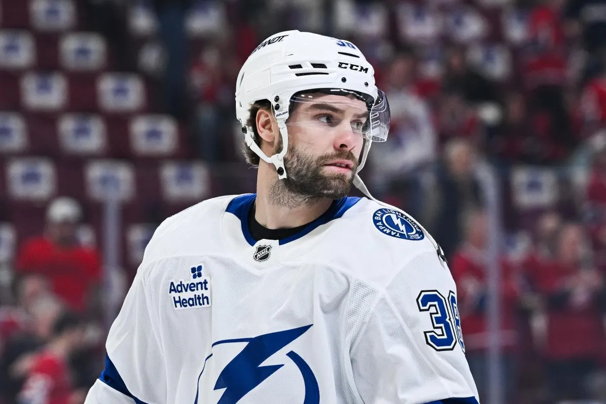 Brandon Hagel stats hockey Brandon Hagel stats hockey